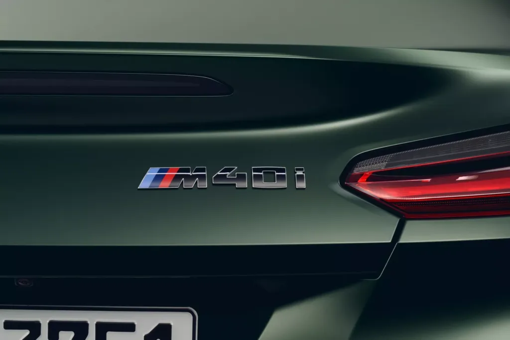 2025 BMW Z4 M40i